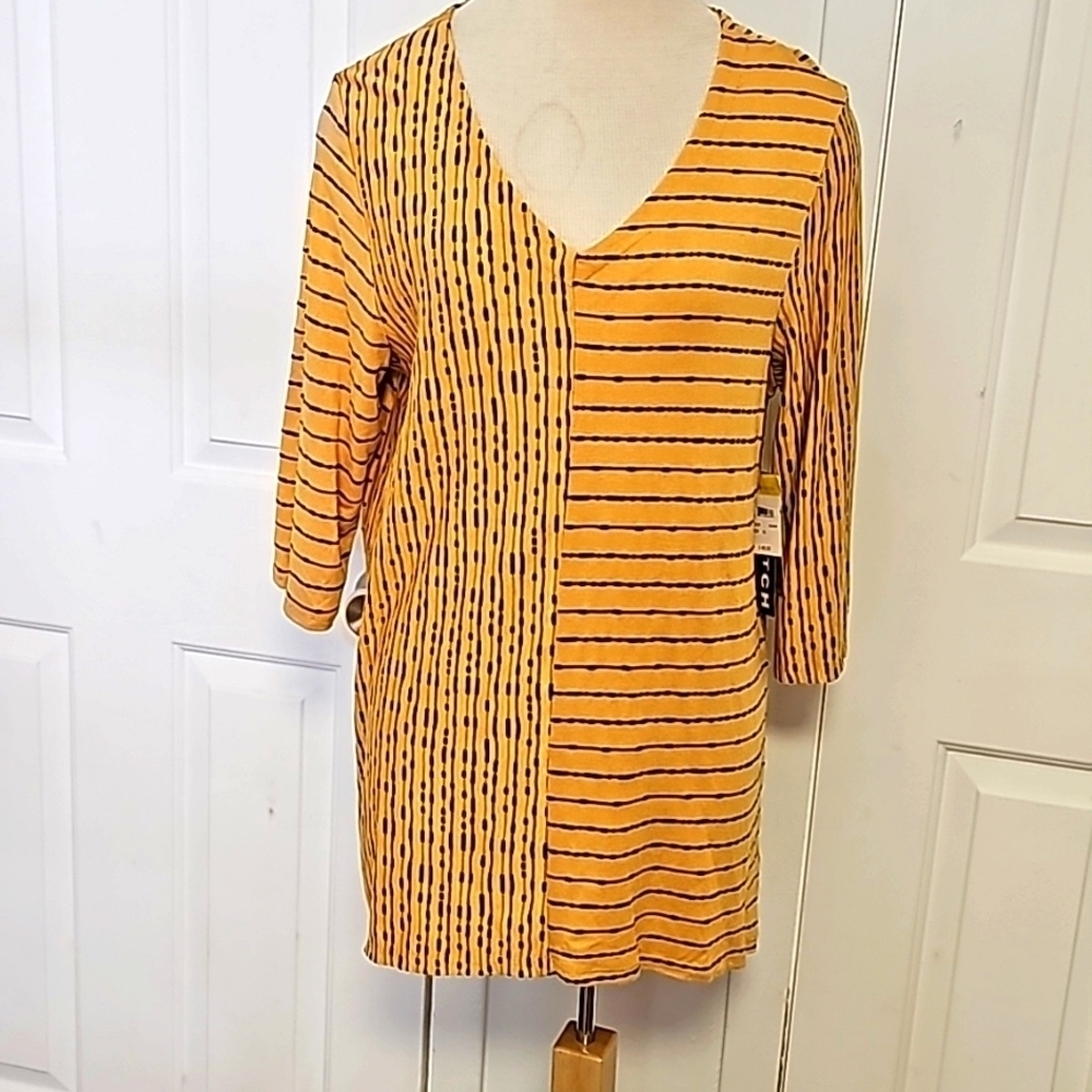 Thomas & Olivia tunic top. NWT. gold with black stripes. Size XL.‎ V neck.